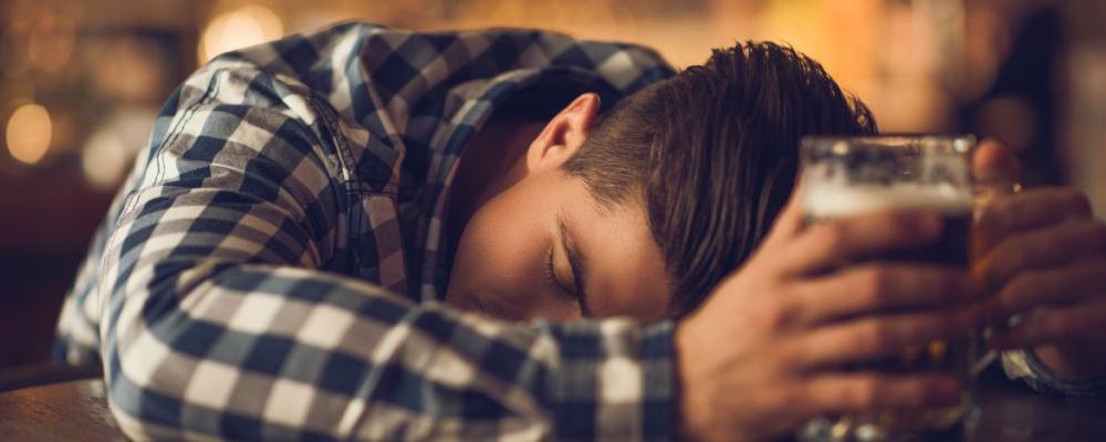 男人喝酒后會陽痿嗎 出現問題怎么辦